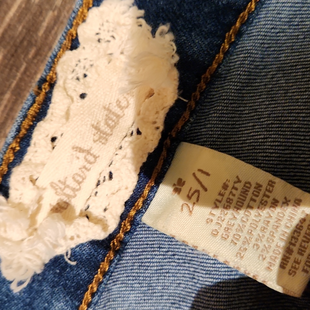 ❤️ NWOT! ALTAR'D STATE HIGH RISE FLARE JEANS, DISTRESSED, 0/1 (25) - Picture 7 of 7